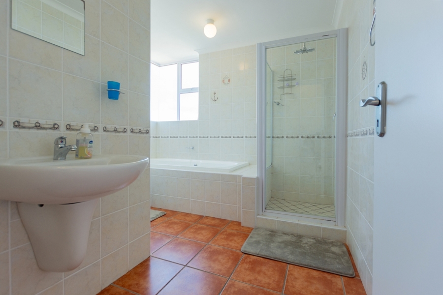 4 Bedroom Property for Sale in Waterfront Western Cape